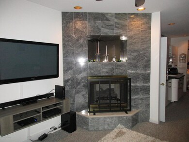 946 Lincoln St, Dickson City, PA 18519 - photo 7