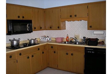 3313 Bel Aire Rd, Des Moines, IA 50310 - photo 6