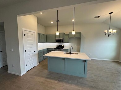 2504 Marsh Ln, Midwest City, OK 73130 - photo 5