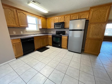 10601 Canton Ave, Lubbock, TX 79423 - photo 4