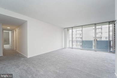 1822 Metzerott Rd unit 308, Adelphi, MD 20783 - photo 7