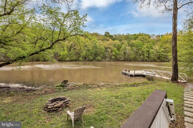 8151 N Point Rd, Manassas, VA 20112 - photo 2