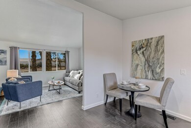Living Room/Dining Area
