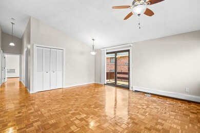 1 Greenridge Ln unit 3, Lincoln, MA 01773 - photo 2