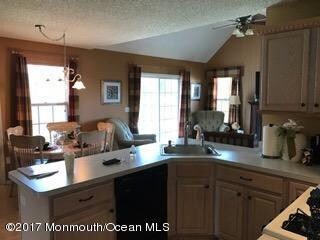 68 W Shenendoah Rd, Howell, NJ 07731 - photo 5