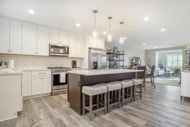 Deluxe Kitchen with Quartz Perimeter