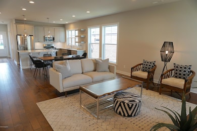 8800 Sanctuary Ln, Louisville, KY 40291 - photo 6