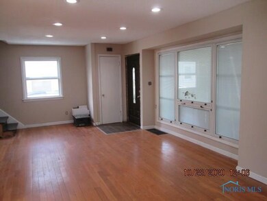 2254 108th St, Toledo, OH 43611 - photo 5