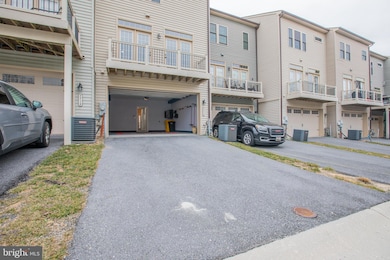 7712 Duncannon Ln, Hanover, MD 21076 - photo 6