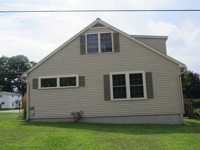 37 Spring St, Swanton, VT 05488 - photo 3