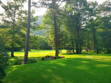 31 Fairway Dr, Hales Location, NH 03860 - photo 5