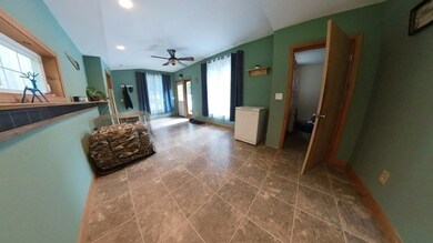 34 Cooleyville Rd, New Salem, MA 01355 - photo 3