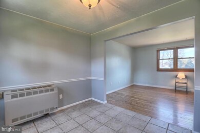 898 Center St, Mount Joy, PA 17552 - photo 7