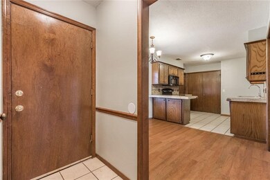 2201 NE 8th St, Moore, OK 73160 - photo 2