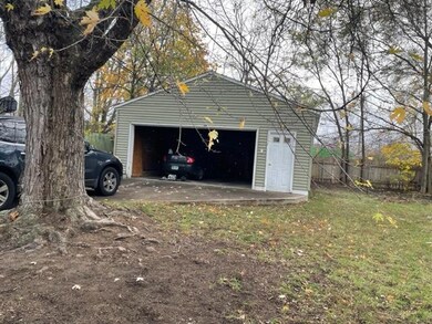 849 Allen Ave - Garage