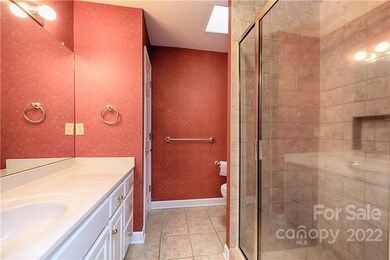 629 Davie Ave, Statesville, NC 28677 - photo 5