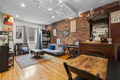 19 Wiget St unit 101, Boston, MA 02113 - photo 4