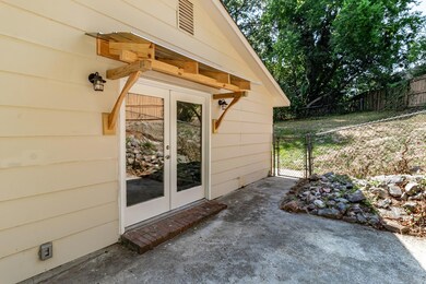 7-web-or-mls-3646 lakeshore loop final-7