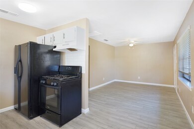 5220 Antha Unit A St, Houston, TX 77016 - photo 3