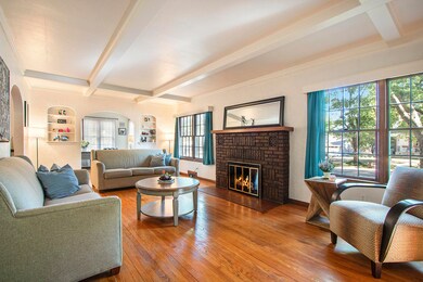 527 W Main St, Niles, MI 49120 - photo 3