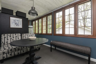 Four Seasons Room