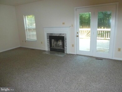 1535 Ashburnham Dr unit 8, Crofton, MD 21114 - photo 3
