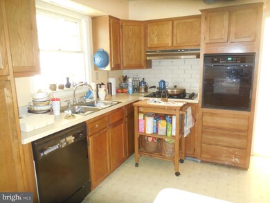 45683 Linden Ln, Lexington Park, MD 20653 - photo 5