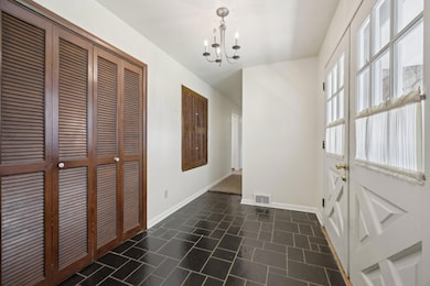 5-web-or-mls-W James Ave-0705-005