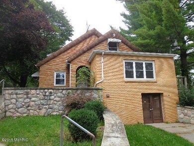 7861 Carlson Rd, Lansing, MI 48917 - photo 2