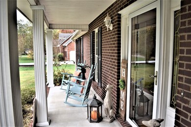 103 Thomas St, Manchester, TN 37355 - photo 3