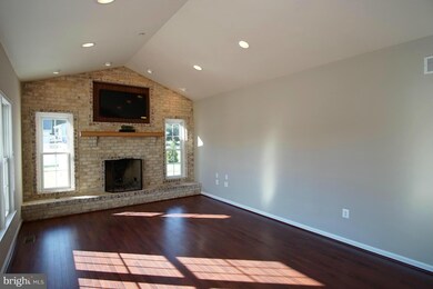 4464 Bartholow Rd, Sykesville, MD 21784 - photo 3