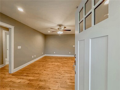 107 W Wesley St, Walhalla, SC 29691 - photo 7