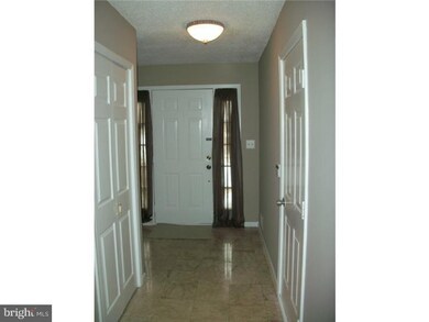 69 Sapphire Ln, Franklin Park, NJ 08823 - photo 2