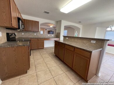 3834 Miho, San Antonio, TX 78223 - photo 2