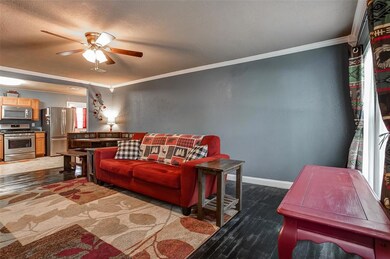 209 Michael Blvd, Hurst, TX 76053 - photo 4