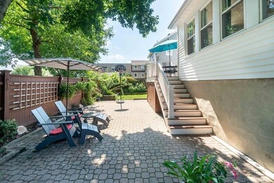 17 Ledyard St, Wellesley Hills, MA 02481 - photo 6