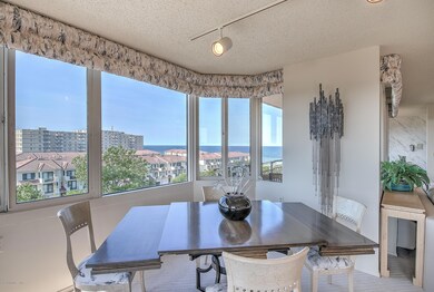 006_DINING ROOM