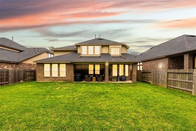 1075 Ginger Glade Ln, Pinehurst, TX 77362 - photo 2