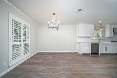 13510 Saint Marys Ln, Houston, TX 77079 - photo 7