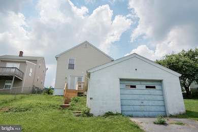 124 S Mont Valla Ave, Hagerstown, MD 21740 - photo 5