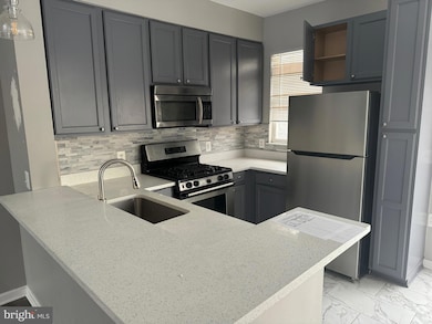 23114 Blackthorn Square, Sterling, VA 20166 - photo 7