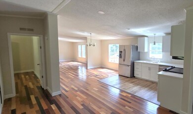 111 Treebark open floor plan1