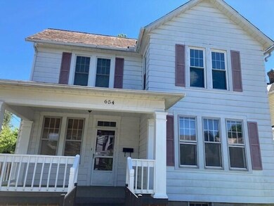 654 E Chestnut St, Lancaster, OH 43130 - photo 2