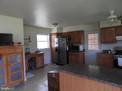 2711 Bel Pre Rd, Silver Spring, MD 20906 - photo 3