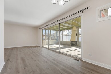 unlisted-address, Hoffman Estates, IL 60169 - photo 3