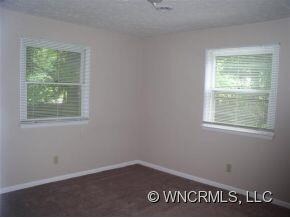 939 A-1 Brookside Camp Rd, Hendersonville, NC 28792 - photo 6