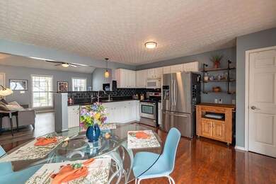 Eat in kitchen with pantry