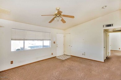 LV ROOM
