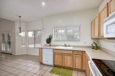 Kitchen 4