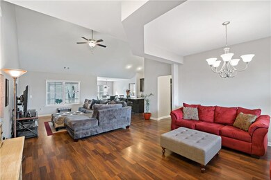 224 S Beckingham Dr, Brunswick, GA 31525 - photo 5